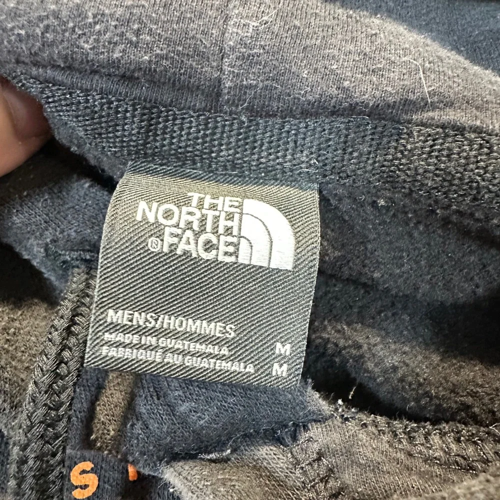 The North Face Hoodie Mens‎ Medium Black Gorpcore Streetwear Graphic Pullover